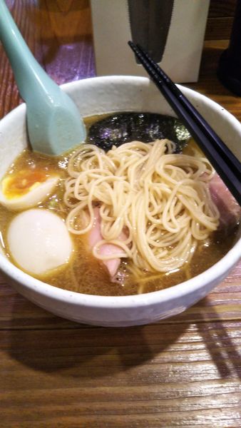 「にぼしそば 味玉・チャーシュー」@どろそば屋 ひろしの写真