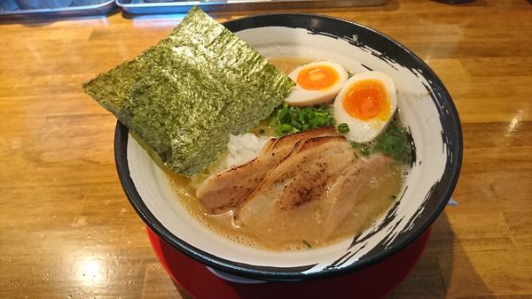 「味玉付き濃厚煮干し中華そば」@麺屋 宜候の写真