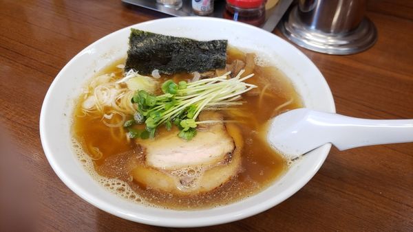「醤油ラーメン720円」@自家製麺☆宇都宮餃子 こむさしの写真