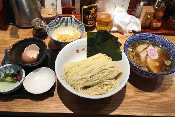 「特製清湯つけそば　特製卵かけご飯」@つけそば 神田勝本の写真
