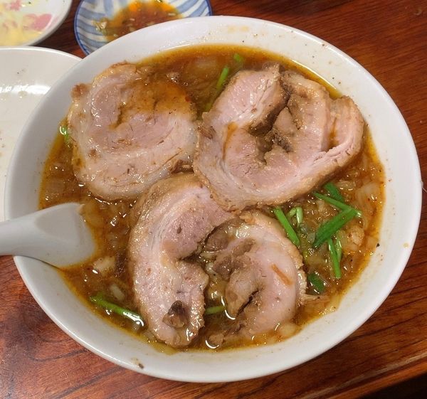 「しょうゆらんしゅうめん チャーシュー入り」@御食事処 やちよの写真