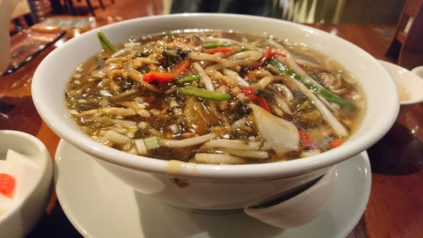 「【昼】豚肉と高菜漬け入りつゆそば」@パンダレストランの写真