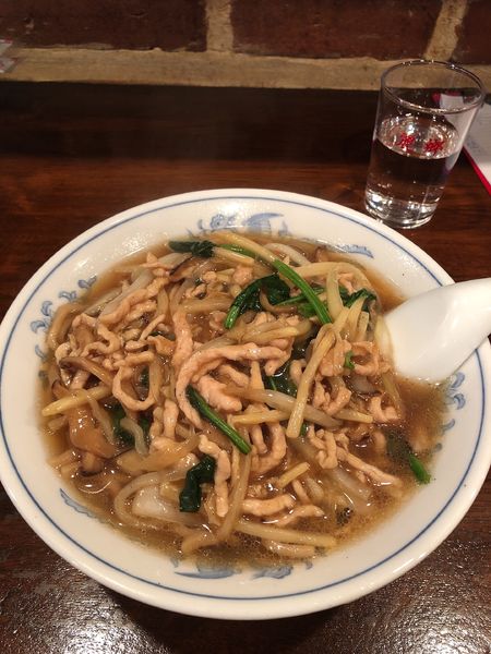 「豚肉細切りそば990円」@麗郷 渋谷店の写真