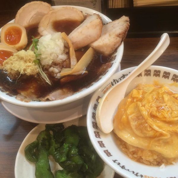 「肉そばスペシャル醤油＋エッグライス」@New Old Style 肉そばけいすけの写真