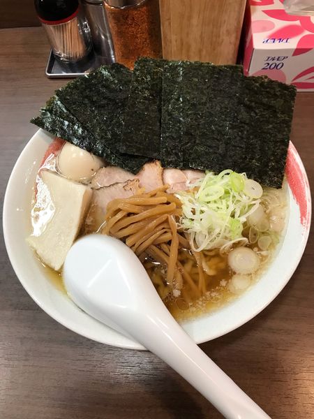 「チャーシュー麺大盛り　こってり　濃口　背脂」@煮干し中華そば 山形屋の写真