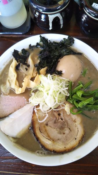 「並商ラーメン+味玉トッピング」@餃子の並商 都賀店の写真
