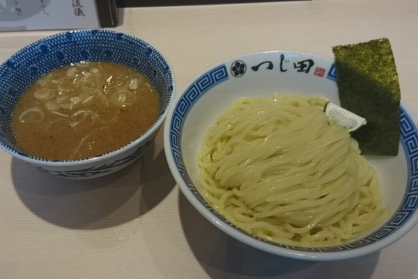 「濃厚つけ麺」@つじ田 渋谷フクラス店の写真