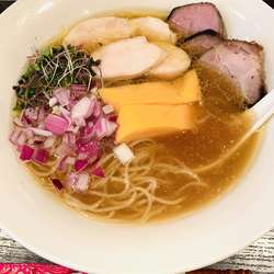 特製醤油ラーメン 1200円