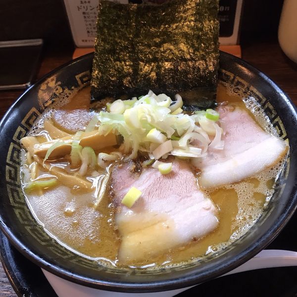 「中華そば」@東京煮干中華そば 三三㐂 大森の写真