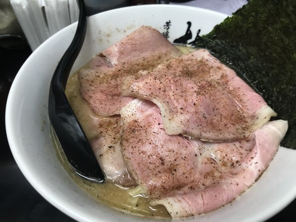 「芳醇煮干ラーメン  大盛半玉 レアチャーシュー増し」@芳醇煮干 麺屋 樹の写真