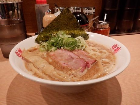 「らぁ麺（並）」@麺屋 庄太 赤坂店の写真