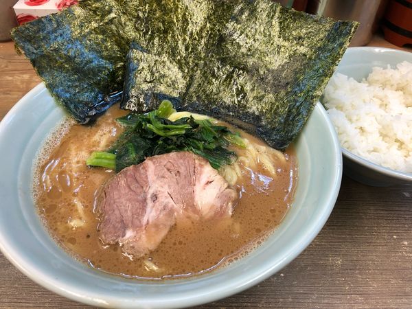 「ラーメン」@横浜らーめん 渡来武の写真