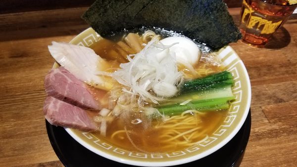 「安曇野醤油らぁ麺　特製醤油」@らぁ麺しろがね スイス村店の写真