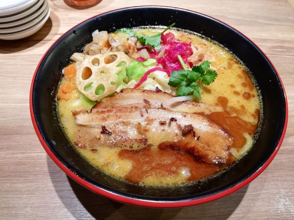 「カレー豚骨　期間限定」@一風堂 ルミネエスト新宿店の写真