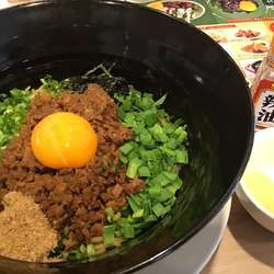 名古屋　台湾まぜそば879円