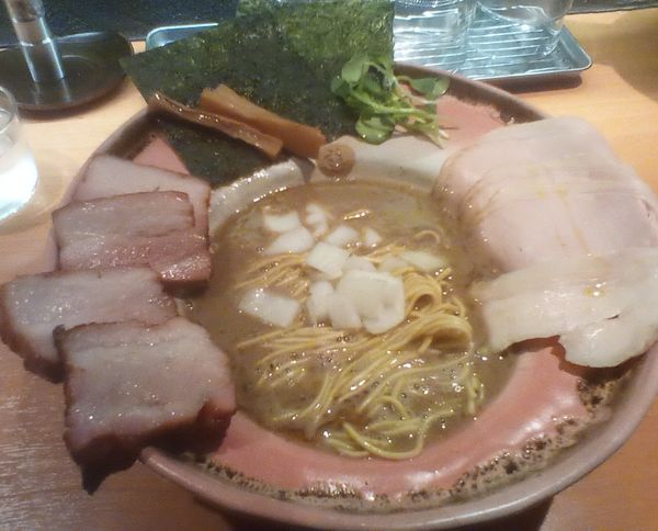 「ニボリッチ+豚バラチャーシュー」@拉麺 成の写真