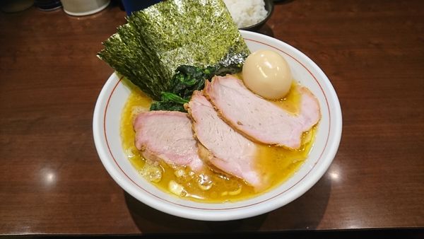 「特製らーめん もも」@らーめん飛粋の写真