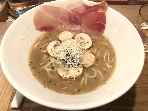 「伊太そばポルチーニ（900円）」@伊太そば 豚骨イタリアンラーメンの写真
