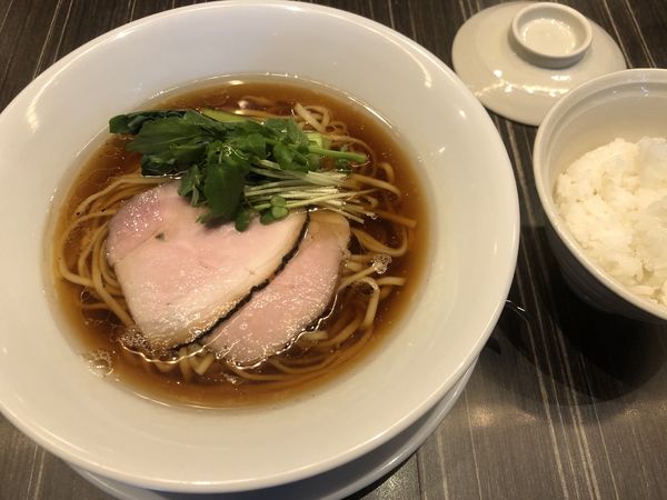「中華蕎麦・醤油・並+ランチごはんセット（1000円）」@中華蕎麦 三藤の写真
