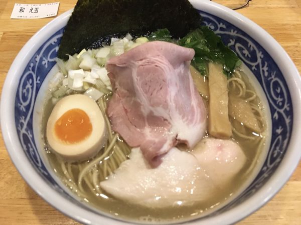 「一番搾り煮干しらーめん」@寿製麺よしかわ 坂戸店の写真