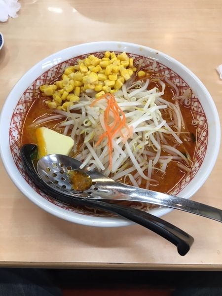 「辛味噌バターコーン　Ｍ辛」@ラーメンめん丸 広面店の写真