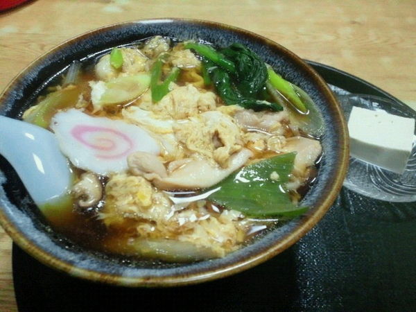 「親子南蛮そば　800円」@奈可゛島食堂の写真