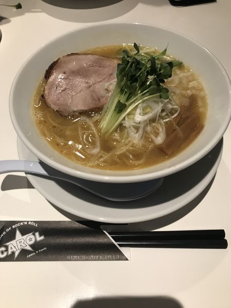 「2代目　820円」@ラーメンキャロルの写真