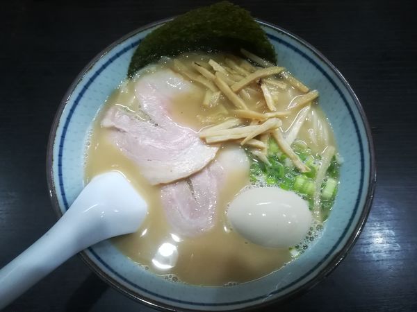 「白湯の無化調ラーメン＋味玉」@ラーメン屋 ばーばら 幸田店の写真