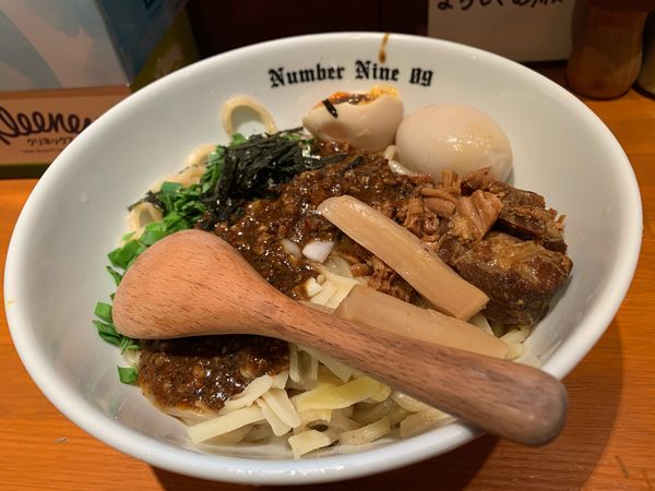 「油そばブラック」@麺Dining Number Nine 09の写真