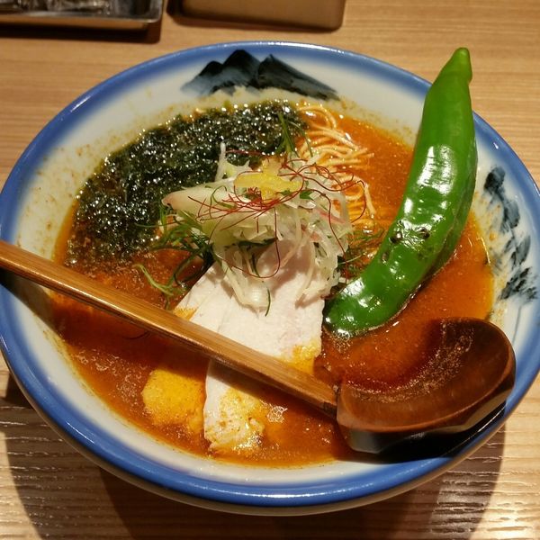 「柚子辛紅らーめん」@AFURI 辛紅 新宿サブナードの写真