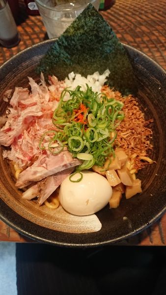 「あぶらそば」@らーめん 瞠 恵比寿店の写真