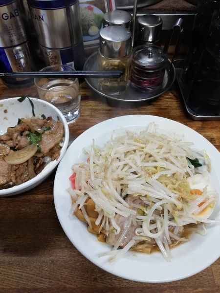 「油そばと焼き肉丼セット」@天狗 北越らーめんの写真