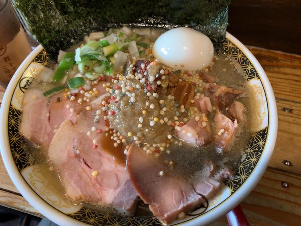 「特製1300円、角煮200円、金味噌150円」@すごい煮干ラーメン凪 新宿ゴールデン街店 本館の写真