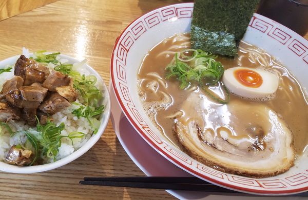 「濃厚中華そば¥700+刻みチャーシューご飯(塩味)¥210」@中華そば もり川の写真