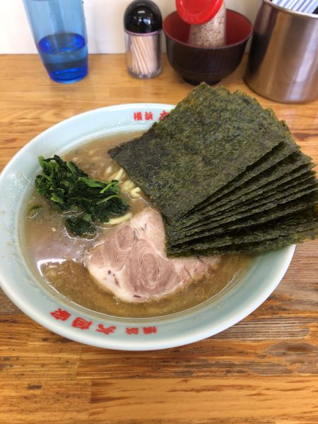 「ラーメン　トッピングのり」@六角家 本店の写真