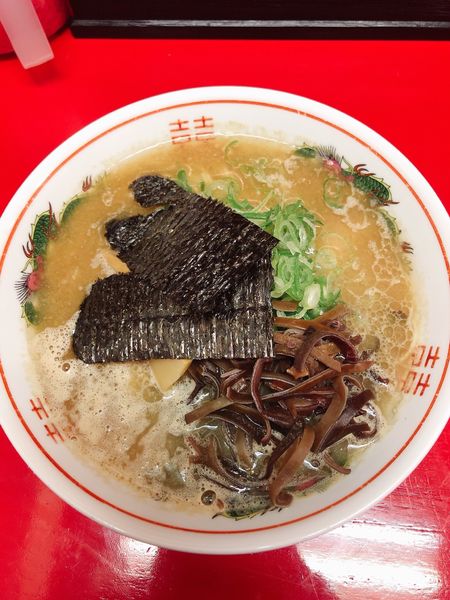 「特ラーメン750円」@博多ラーメン 駒やの写真