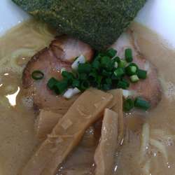 鶏白湯中華そば