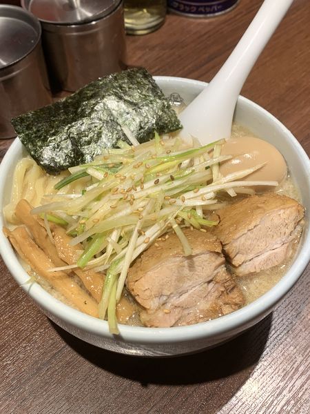 「二九八ラーメン 大盛り 1020円」@二九八家 いわせの写真