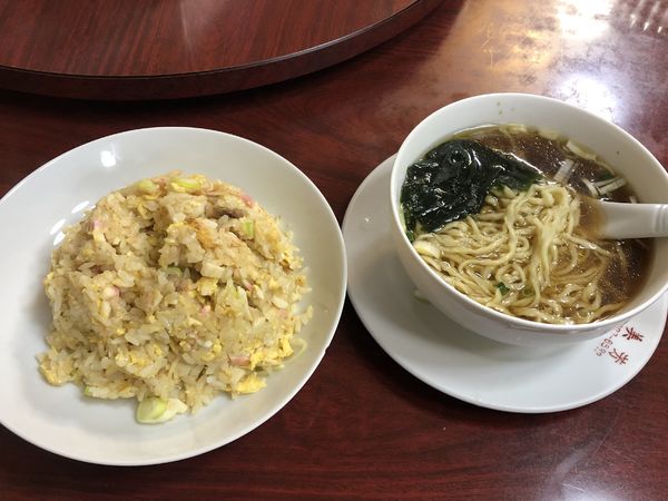 「半ラーメン200円(チャーハン650円)」@中国料理 美芳の写真
