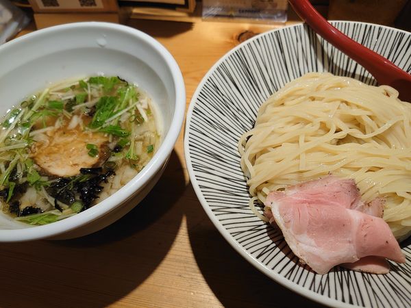 「塩つけ麺」@焼きあご塩らー麺 たかはし 上野店の写真