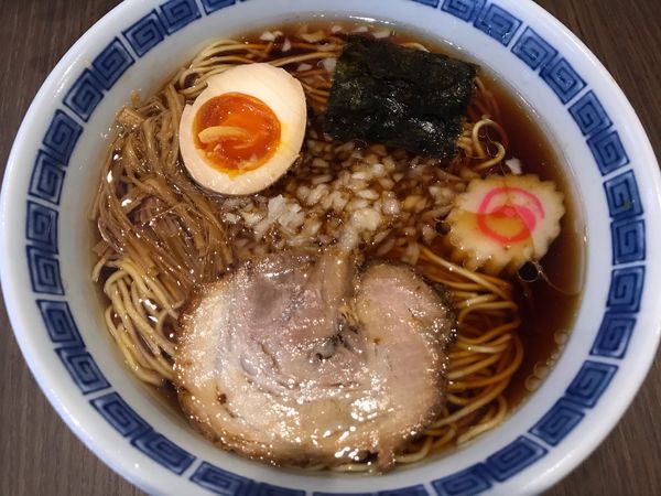 「中華そば」@中華そば専門店 味幸 新宿御苑店の写真