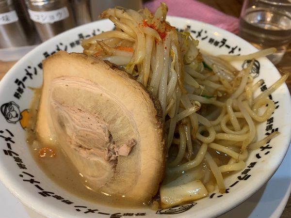 「豚骨野郎ラーメン」@野郎ラーメン 品達品川本店の写真