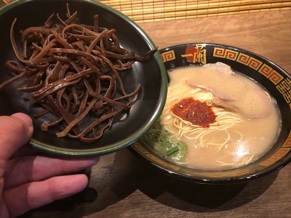 「ラーメン＋キクラゲトッピング」@一蘭 前橋インター店の写真
