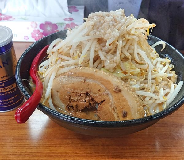 「神豚みそ940  にんにくなし 他は普通」@神豚の写真