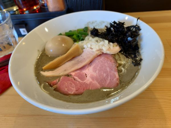 「濃厚煮干らーめん」@煮干らーめん 川むらの写真