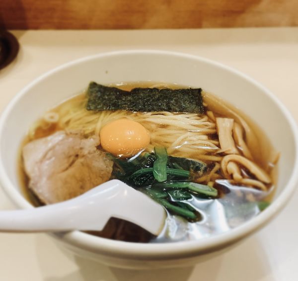 「朝らぁめん（￥490）＋生玉子（￥50）」@らぁめん ほりうち 新橋店の写真