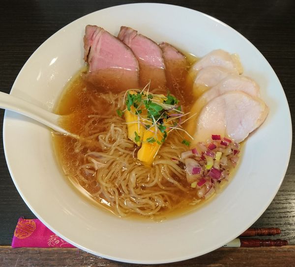 「特製醤油そば」@まがり鶏の写真