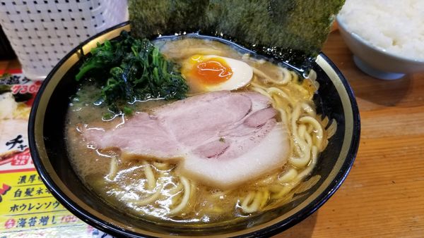 「濃厚味玉ラーメン　味濃いめ」@吉祥寺 武蔵家 松本店の写真