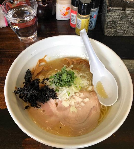 「鶏濃麺 塩 800円」@濃麺 海月の写真