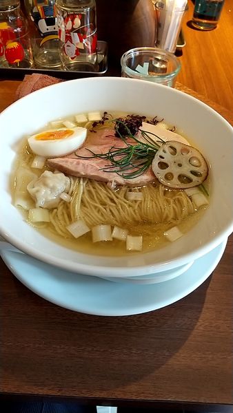 「焼鯵煮干塩らあめん」@らあめん あじるくの写真